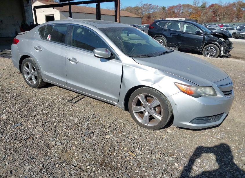2014 Acura Ilx 2.0L (VIN 19VDE1F35EE012954) main photo