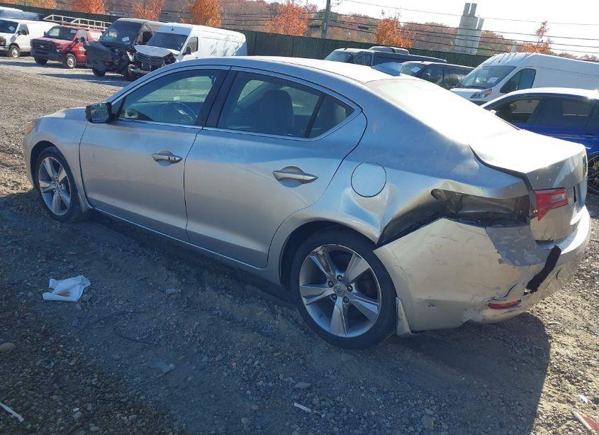 Photo 3 of 2014 Acura Ilx 2.0L (VIN 19VDE1F35EE012954)