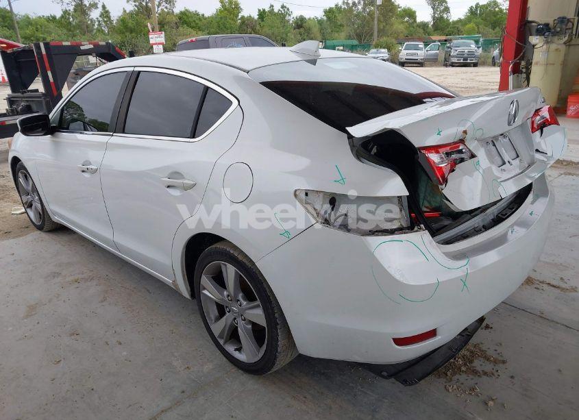 Photo 18 of 2014 Acura Ilx 2.0L (VIN 19VDE1F35EE013862)