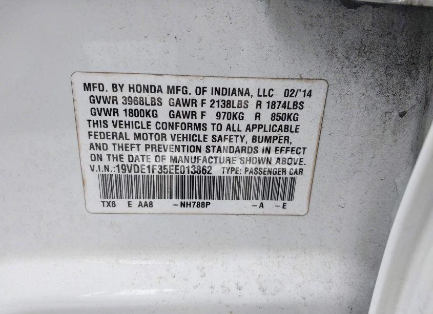 Photo 9 of 2014 Acura Ilx 2.0L (VIN 19VDE1F35EE013862)