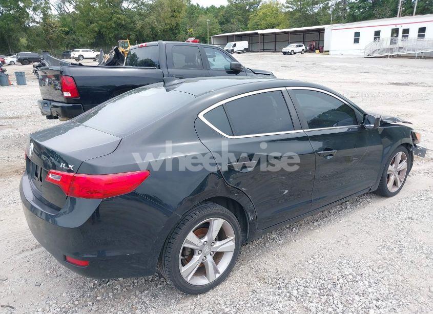 Photo 4 of 2014 Acura Ilx 2.0L (VIN 19VDE1F38EE001060)