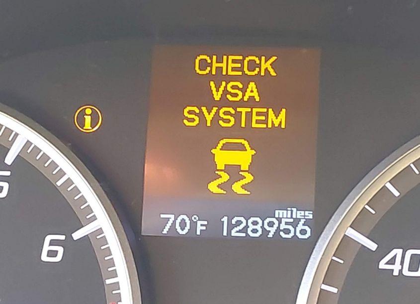 Photo 16 of 2014 Acura Ilx 2.0L (VIN 19VDE1F38EE002550)