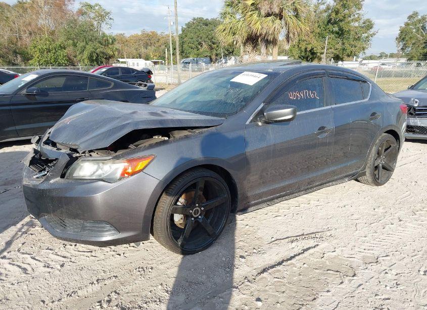 Photo 2 of 2014 Acura Ilx 2.0L (VIN 19VDE1F38EE002550)
