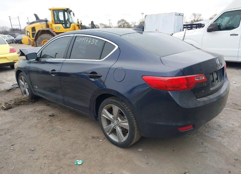 Photo 3 of 2014 Acura Ilx 2.0L (VIN 19VDE1F38EE008462)