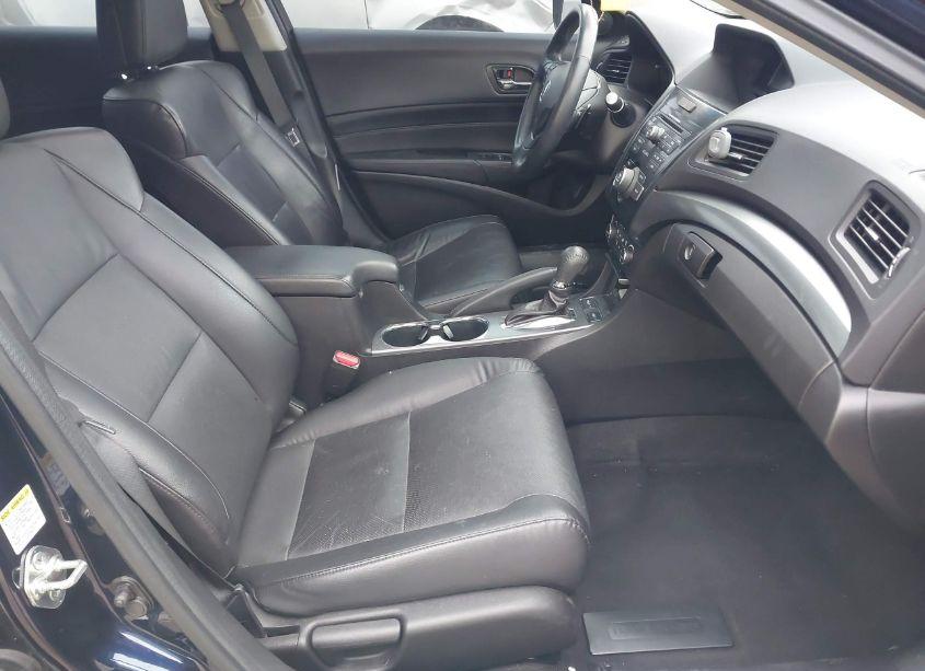 Photo 5 of 2014 Acura Ilx 2.0L (VIN 19VDE1F38EE008462)