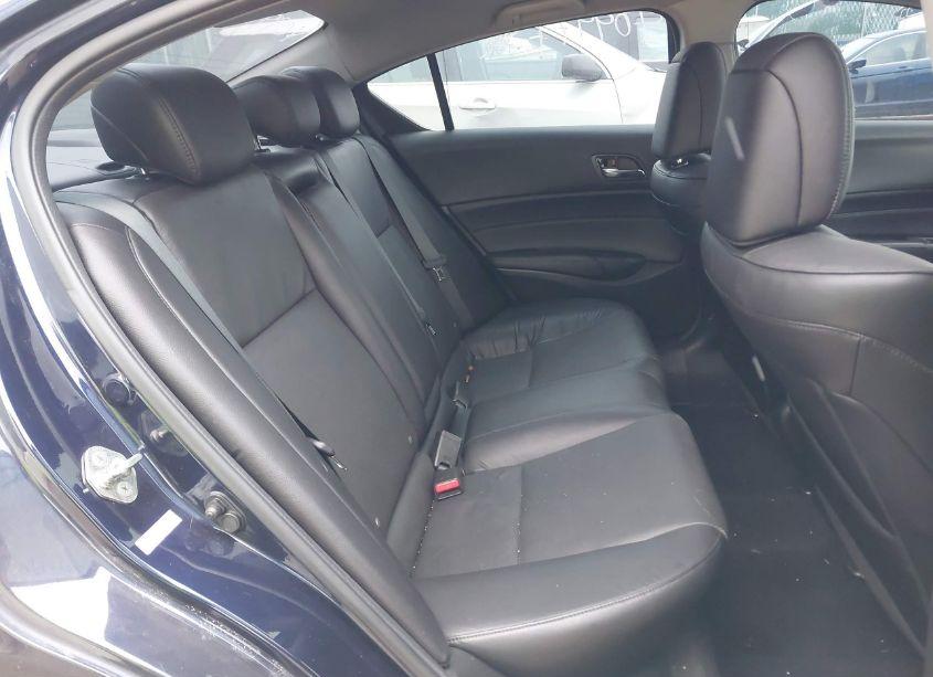 Photo 8 of 2014 Acura Ilx 2.0L (VIN 19VDE1F38EE008462)