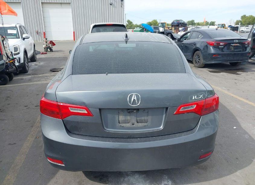 Photo 15 of 2013 Acura Ilx 2.0L (VIN 19VDE1F56DE019590)
