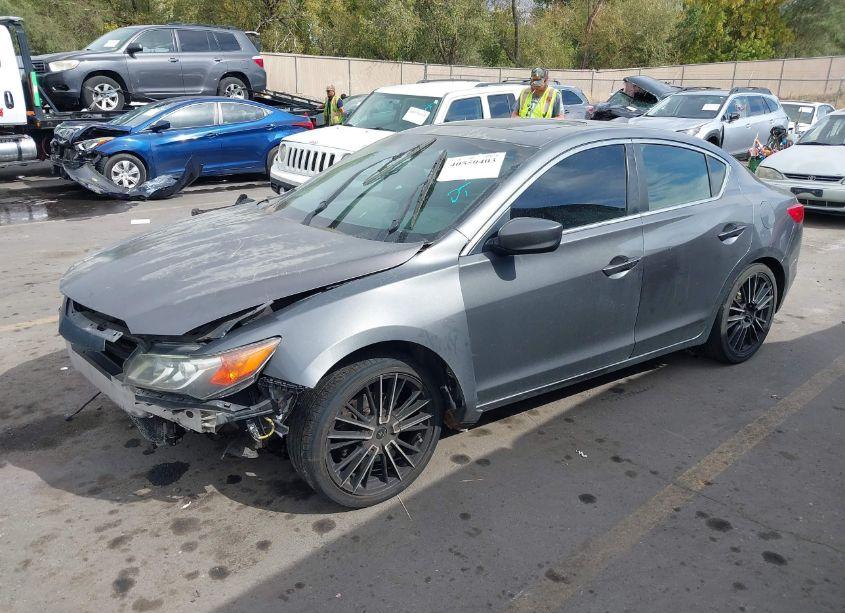 Photo 2 of 2013 Acura Ilx 2.0L (VIN 19VDE1F56DE019590)