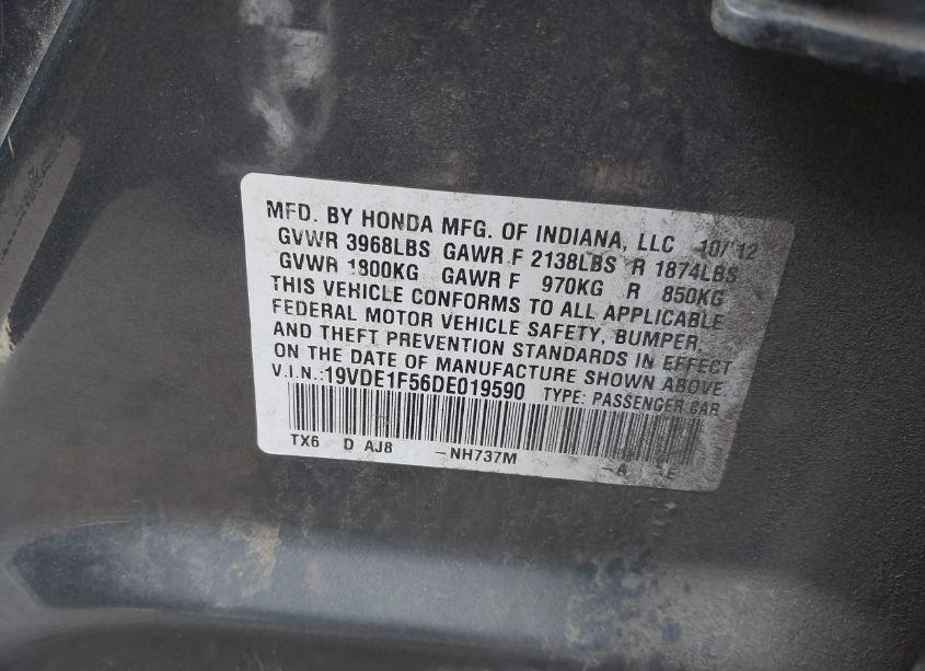 Photo 9 of 2013 Acura Ilx 2.0L (VIN 19VDE1F56DE019590)