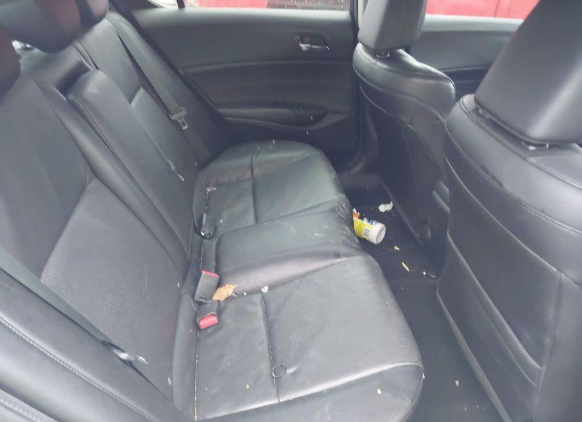 Photo 8 of 2014 Acura Ilx 2.0L (VIN 19VDE1F57EE007658)