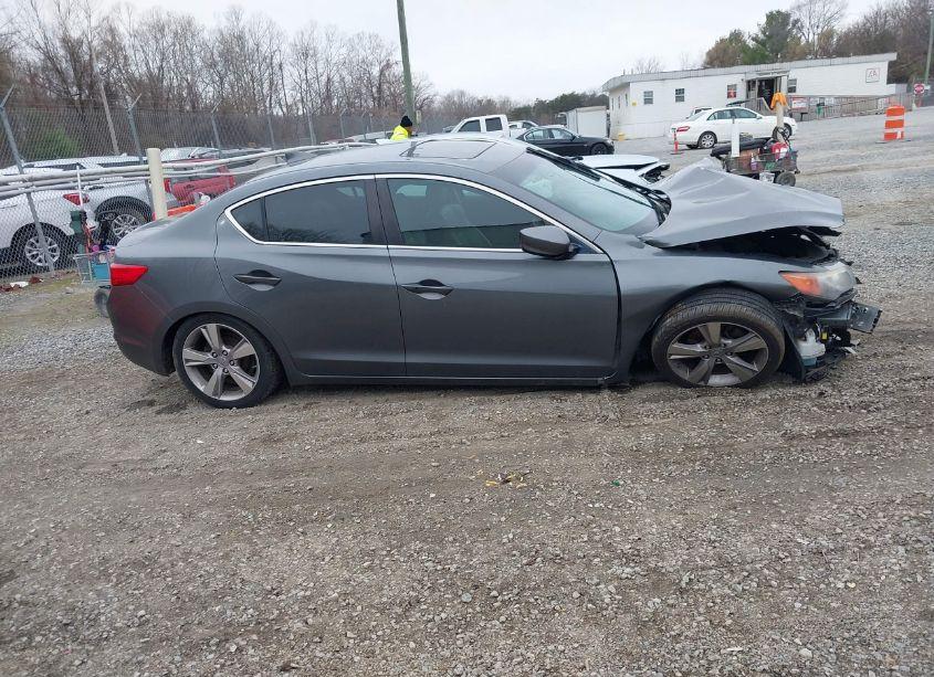 Photo 13 of 2014 Acura Ilx 2.0L (VIN 19VDE1F59EE009301)