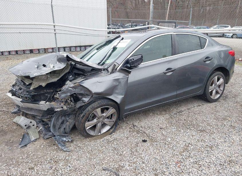Photo 2 of 2014 Acura Ilx 2.0L (VIN 19VDE1F59EE009301)