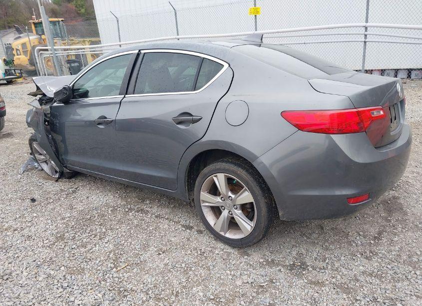 Photo 3 of 2014 Acura Ilx 2.0L (VIN 19VDE1F59EE009301)