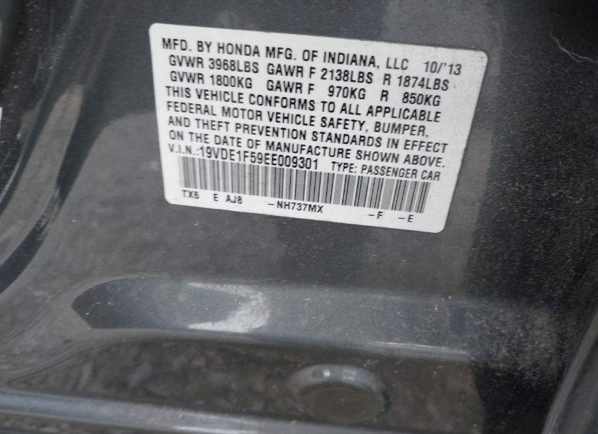 Photo 9 of 2014 Acura Ilx 2.0L (VIN 19VDE1F59EE009301)