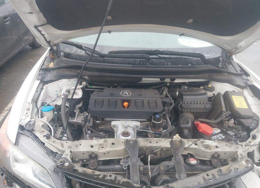 Photo 10 of 2013 Acura Ilx 2.0L (VIN 19VDE1F72DE009804)