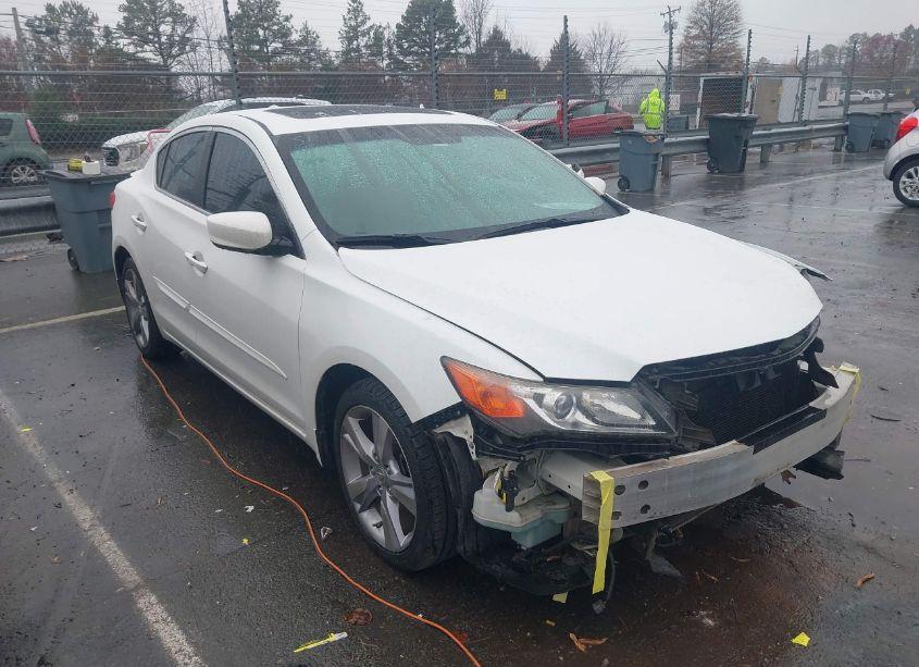 Photo 14 of 2013 Acura Ilx 2.0L (VIN 19VDE1F72DE009804)