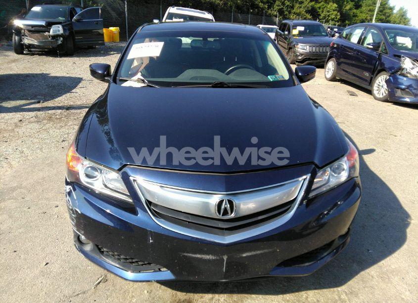 Photo 12 of 2013 Acura Ilx 2.0L (VIN 19VDE1F76DE009966)