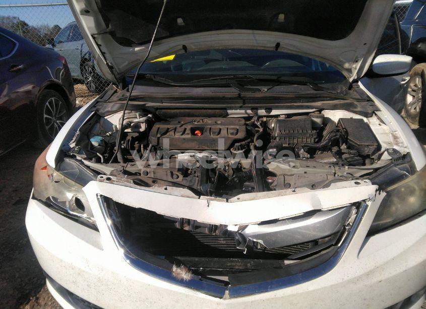 Photo 10 of 2014 Acura Ilx 2.0L (VIN 19VDE1F76EE007345)