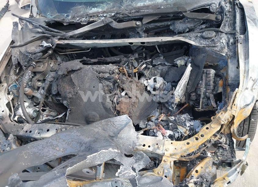 Photo 10 of 2014 Acura Ilx 2.0L (VIN 19VDE1F77EE008827)