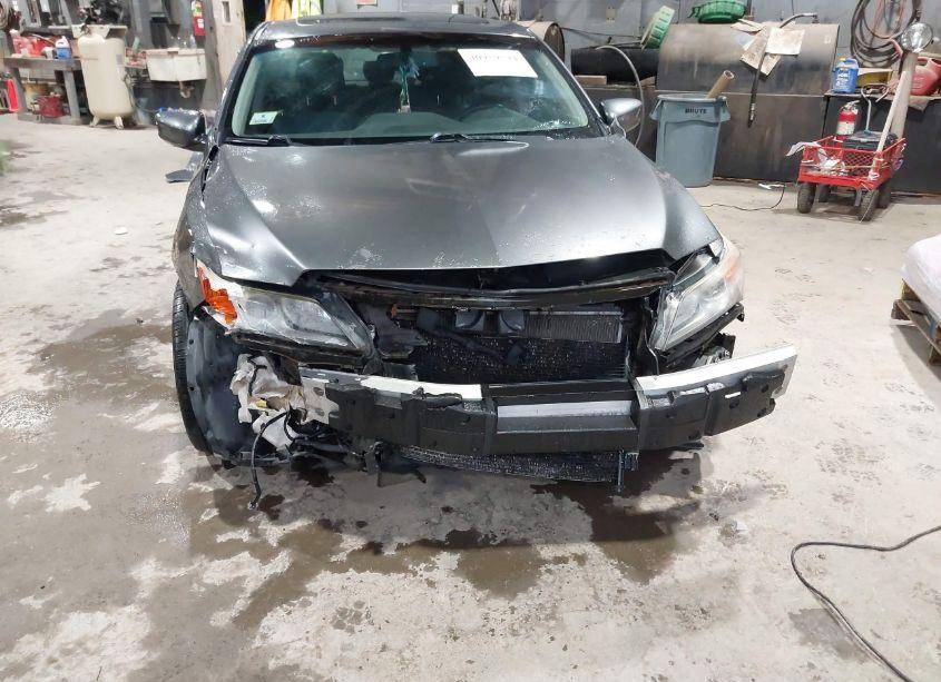 Photo 6 of 2014 Acura Ilx 2.0L (VIN 19VDE1F79EE000079)