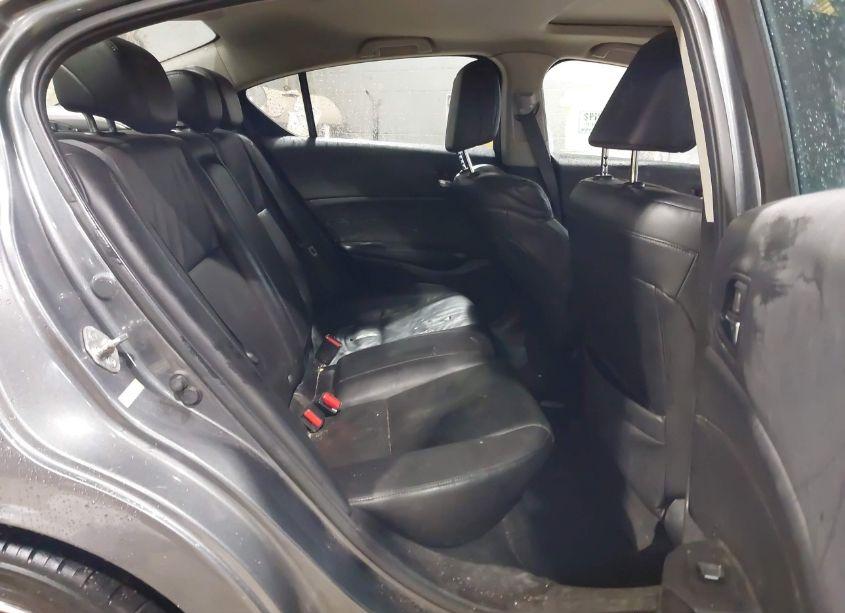 Photo 8 of 2014 Acura Ilx 2.0L (VIN 19VDE1F79EE000079)