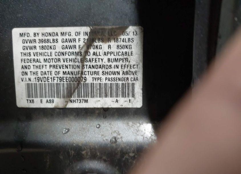 Photo 9 of 2014 Acura Ilx 2.0L (VIN 19VDE1F79EE000079)