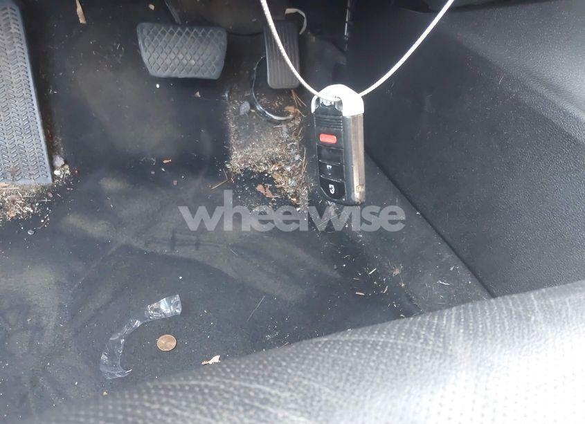 Photo 11 of 2013 Acura Ilx 2.0L (VIN 19VDE1F7XDE000185)