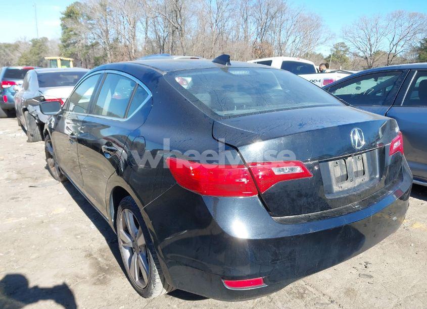 Photo 3 of 2013 Acura Ilx 2.0L (VIN 19VDE1F7XDE000185)