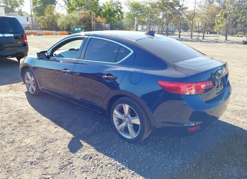 Photo 3 of 2014 Acura Ilx 2.0L (VIN 19VDE1F7XEE006019)