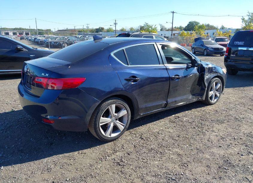Photo 4 of 2014 Acura Ilx 2.0L (VIN 19VDE1F7XEE006019)