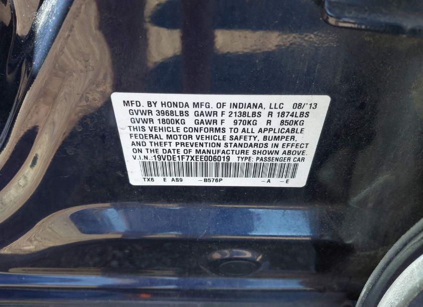 Photo 9 of 2014 Acura Ilx 2.0L (VIN 19VDE1F7XEE006019)