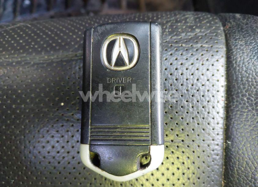 Photo 11 of 2013 Acura Ilx 2.4L (VIN 19VDE2E51DE000596)