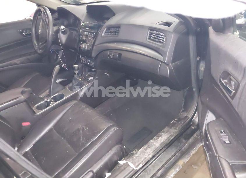 Photo 5 of 2013 Acura Ilx 2.4L (VIN 19VDE2E51DE000596)