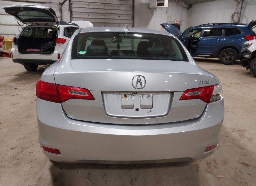 Photo 15 of 2014 Acura Ilx 2.4L (VIN 19VDE2E56EE000448)
