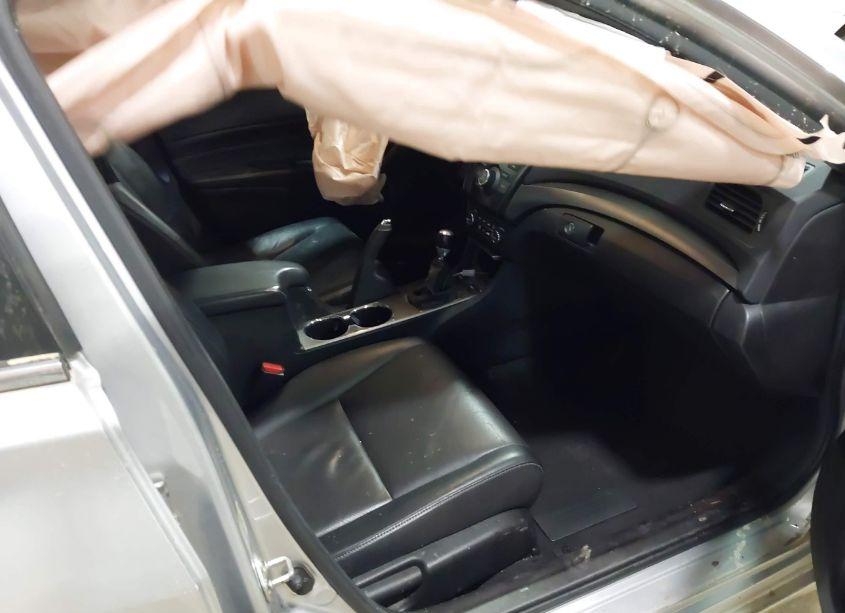 Photo 5 of 2014 Acura Ilx 2.4L (VIN 19VDE2E56EE000448)