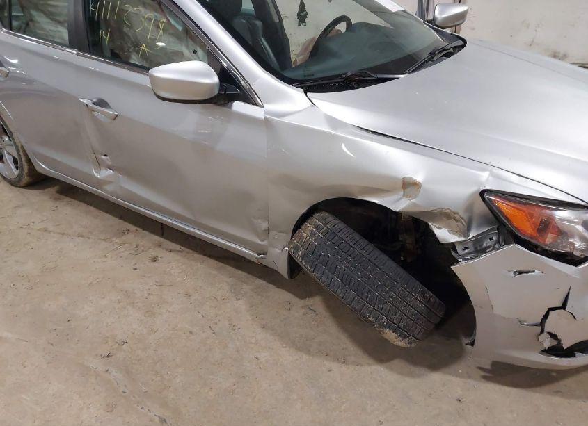 Photo 6 of 2014 Acura Ilx 2.4L (VIN 19VDE2E56EE000448)