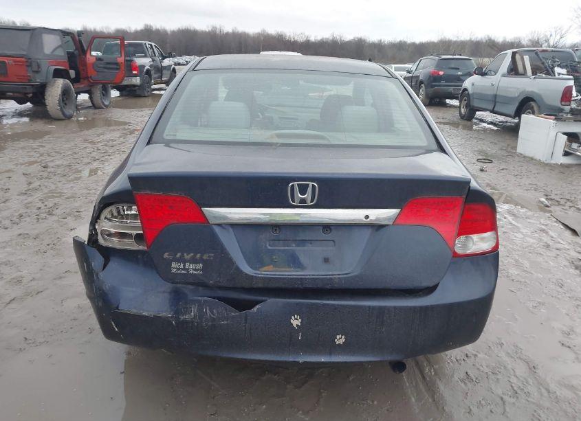 Photo 16 of 2009 Honda Civic LX (VIN 19XFA15519E003110)