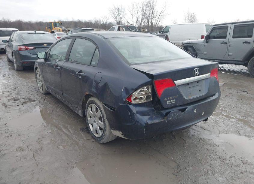 Photo 3 of 2009 Honda Civic LX (VIN 19XFA15519E003110)