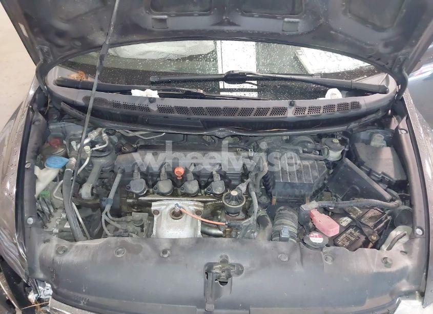 Photo 10 of 2009 Honda Civic LX (VIN 19XFA15519E010641)