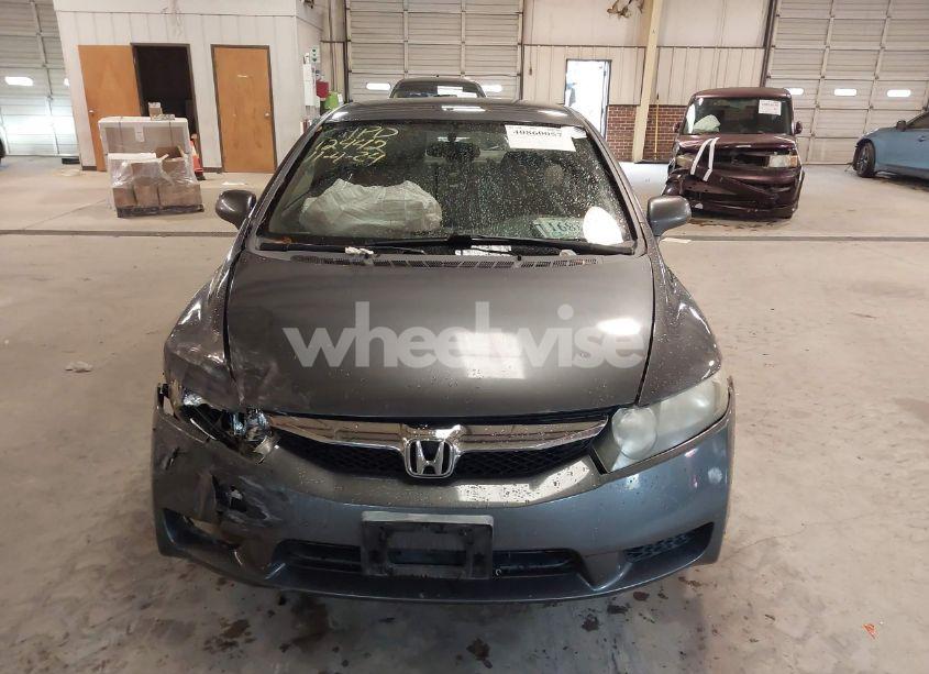 Photo 12 of 2009 Honda Civic LX (VIN 19XFA15519E010641)