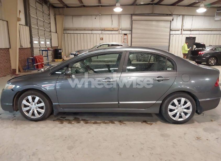 Photo 14 of 2009 Honda Civic LX (VIN 19XFA15519E010641)