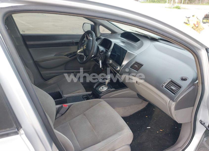 Photo 5 of 2009 Honda Civic VP (VIN 19XFA16369E028663)