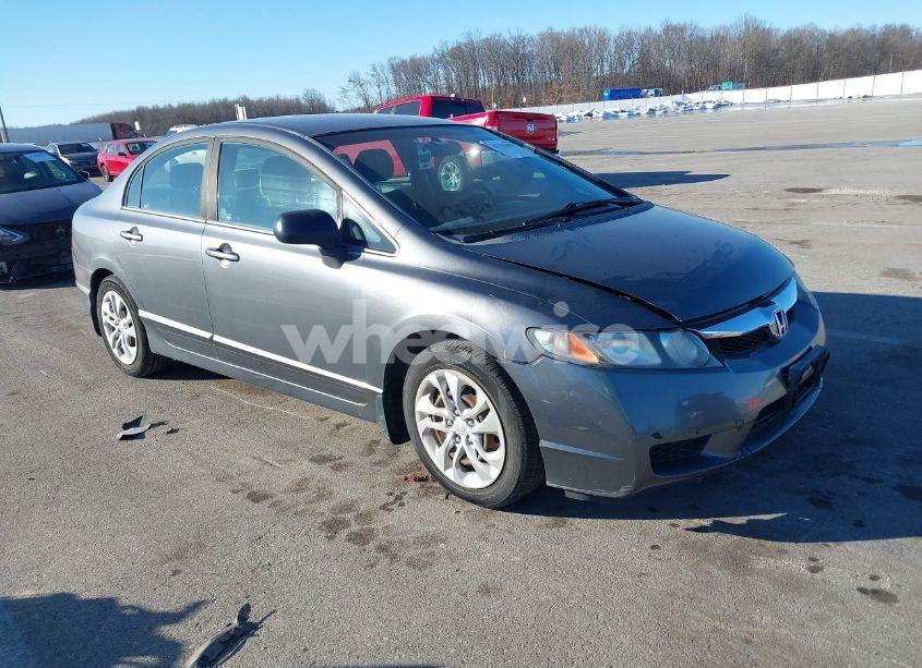 2009 Honda Civic LX (VIN 19XFA16509E035688) main photo