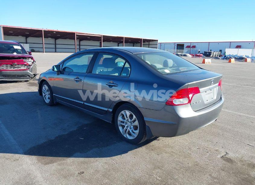 Photo 3 of 2009 Honda Civic LX (VIN 19XFA16509E035688)