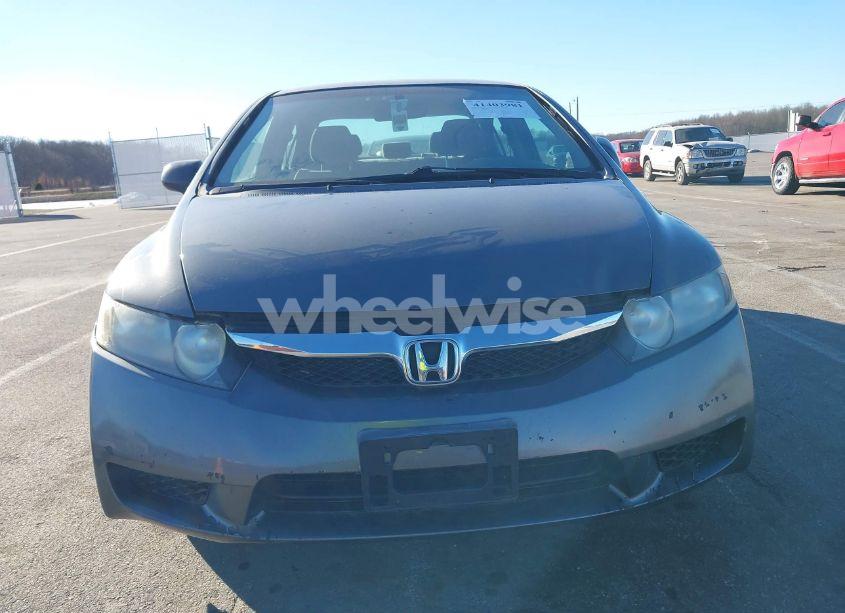 Photo 6 of 2009 Honda Civic LX (VIN 19XFA16509E035688)