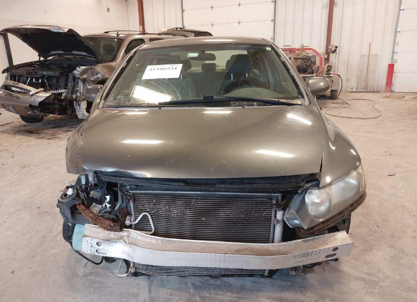 Photo 12 of 2009 Honda Civic LX (VIN 19XFA16509E040289)