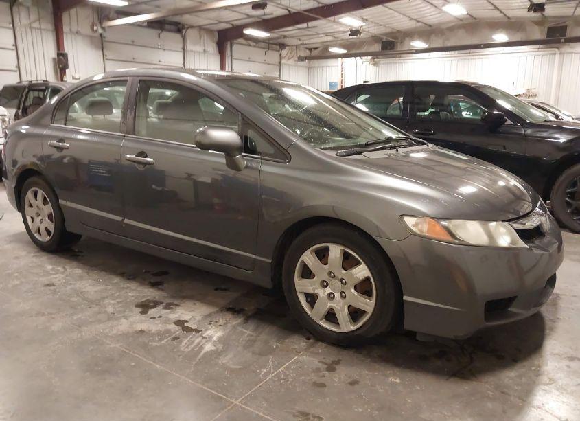 2009 Honda Civic LX (VIN 19XFA16509E041149) main photo