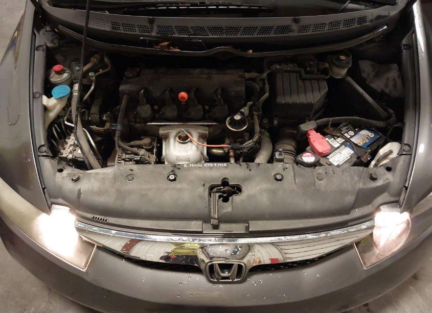 Photo 10 of 2009 Honda Civic LX (VIN 19XFA16509E041149)