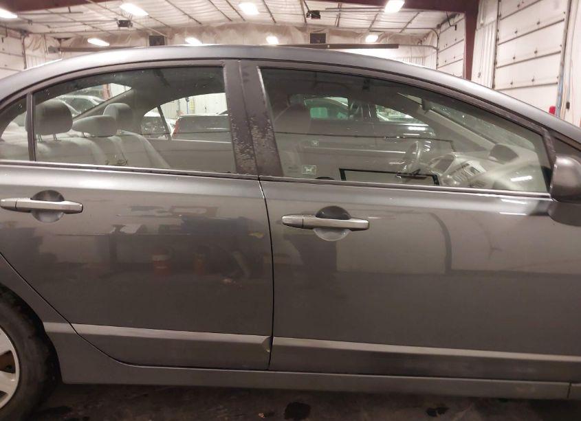 Photo 14 of 2009 Honda Civic LX (VIN 19XFA16509E041149)