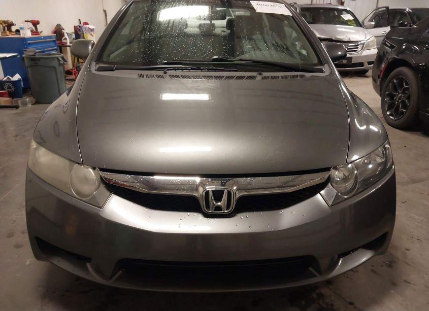 Photo 6 of 2009 Honda Civic LX (VIN 19XFA16509E041149)